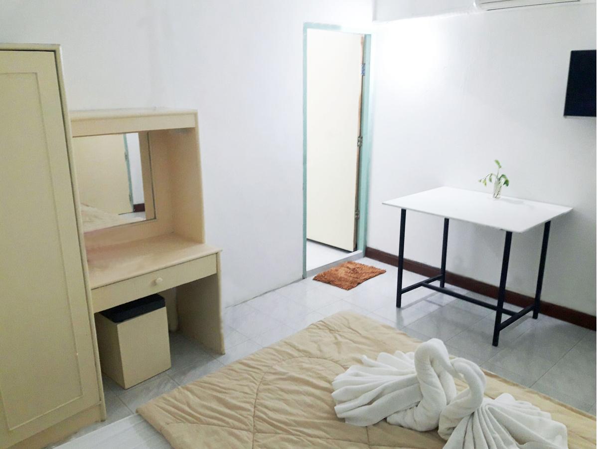 Aparthotel De Nymph Nakhon Sawan Zewnętrze zdjęcie